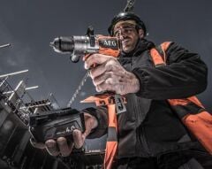 AEG BSB 18C3BL-402C 18 V Çift Akülü 4 Ah Darbeli Matkap