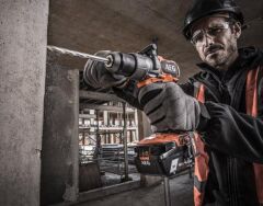 AEG BSB 18C3BL-402C 18 V Çift Akülü 4 Ah Darbeli Matkap