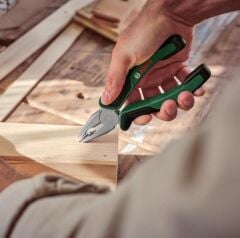 Bosch Universal 1600A02BY5 17 Parça El Aletleri Seti